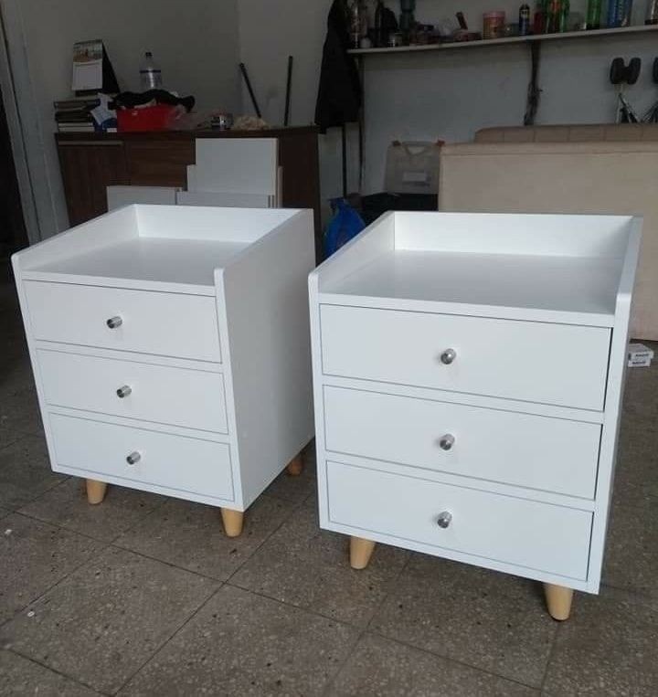 Unique Side drawer